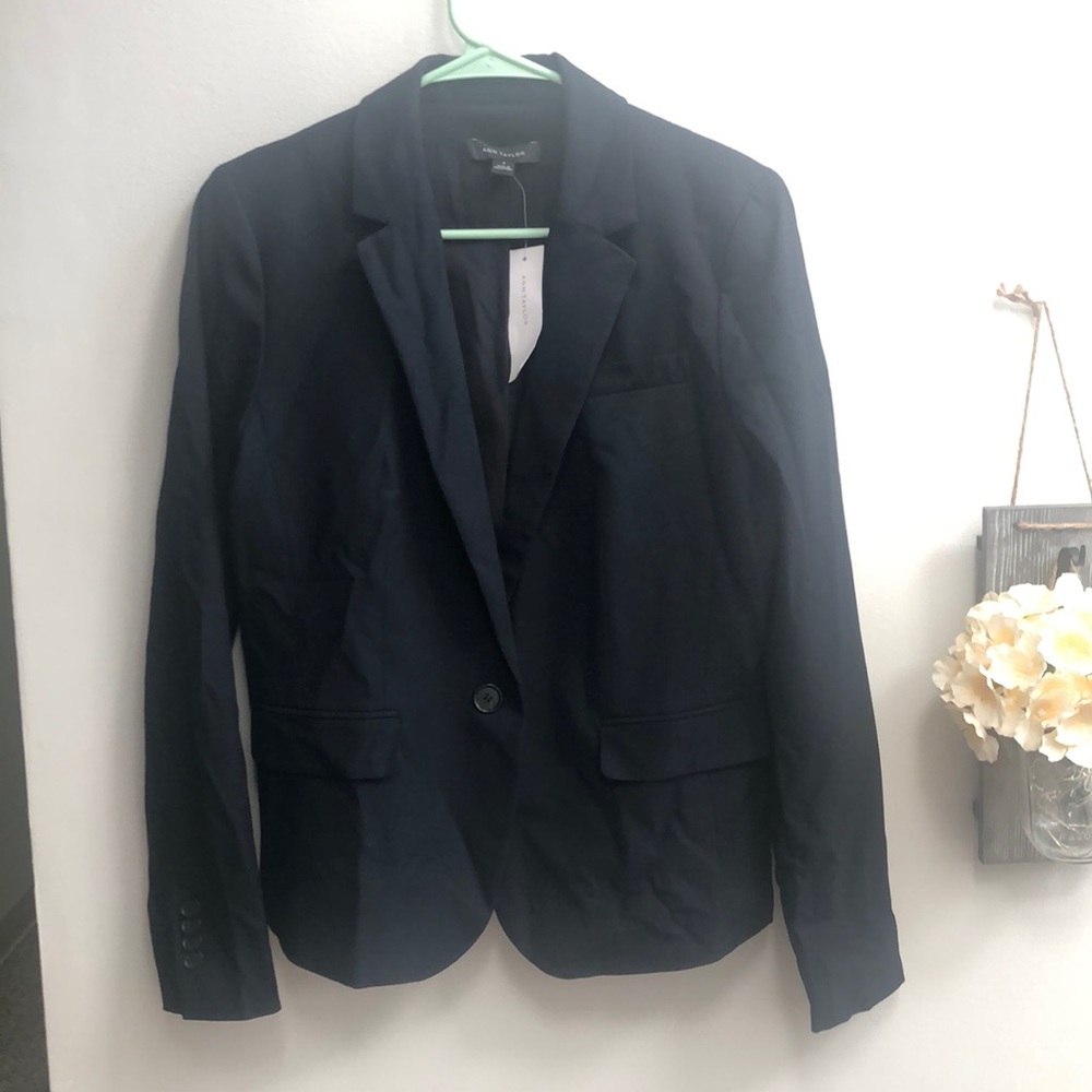 Ann Taylor: THE ONE-BUTTON BLAZER STRETCH